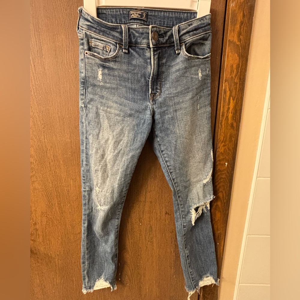 Abercrombie & Fitch Harper Low Rise Ankle Jean
